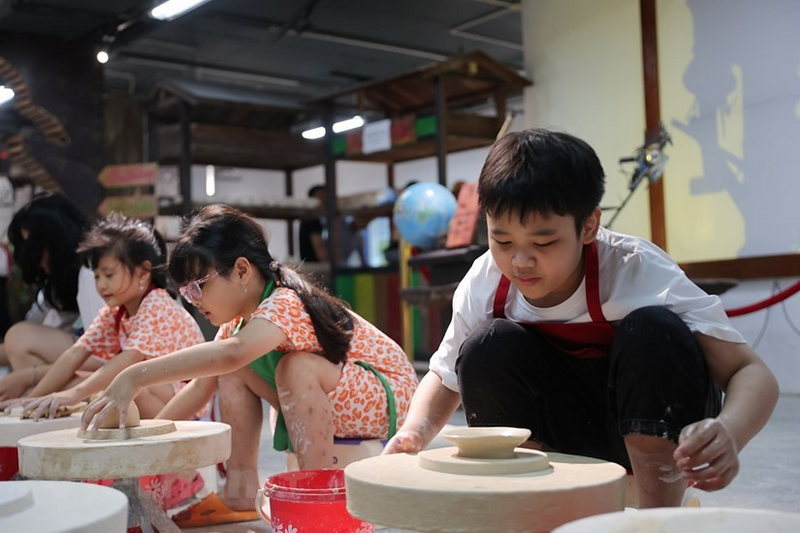 làng gốm bát tràng