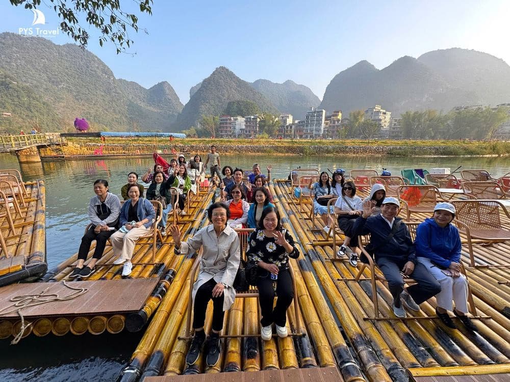 Trải nghiệm bè tre trên sông Nga Tuyền