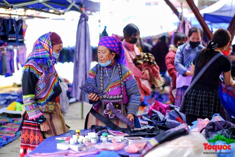 chợ phiên bắc hà