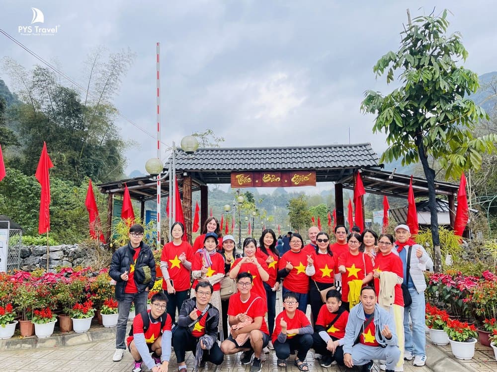 Khu du lịch thác Bản Giốc