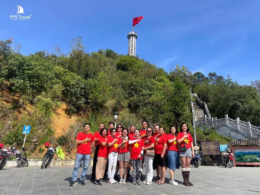 Tour Đông Bắc