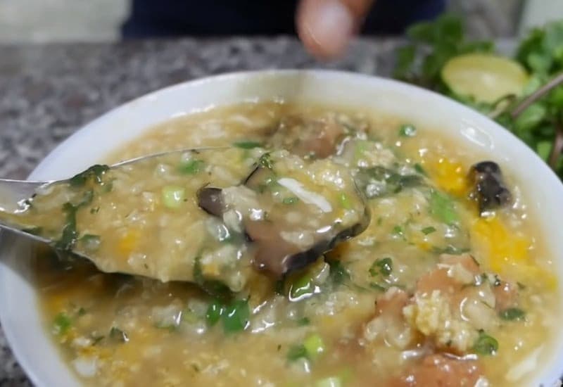Thưởng thức cháo ẩu tẩu Hà Giang đúng cách