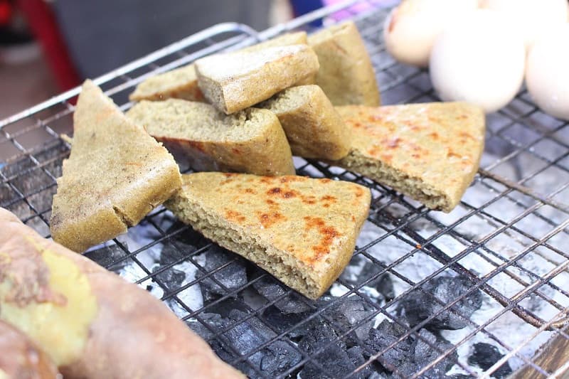 bánh tam giác mạch