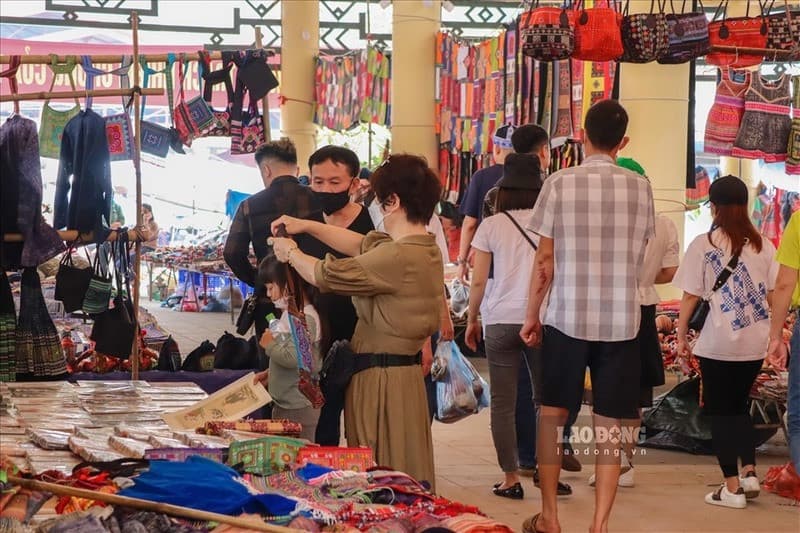 chợ phiên bắc hà