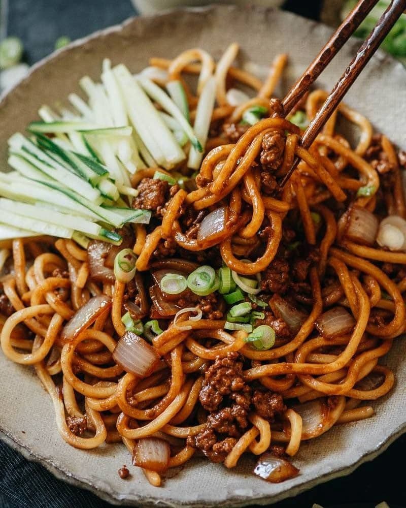 mì tương đen bắc kinh