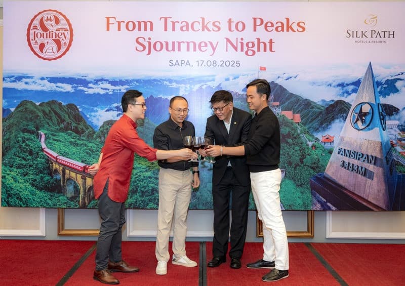 Tàu hạng sang Sjourney