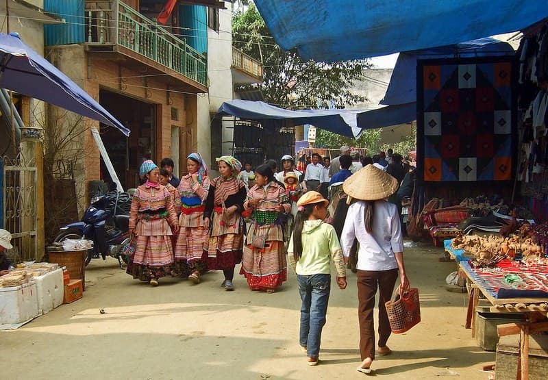 chợ văn hóa bắc hà