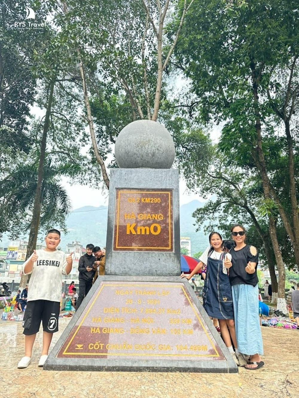 cột mốc km số 0