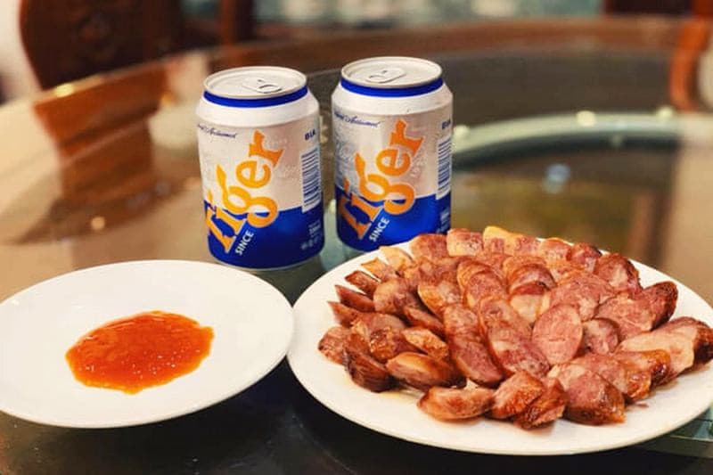 lạp xưởng hun khói