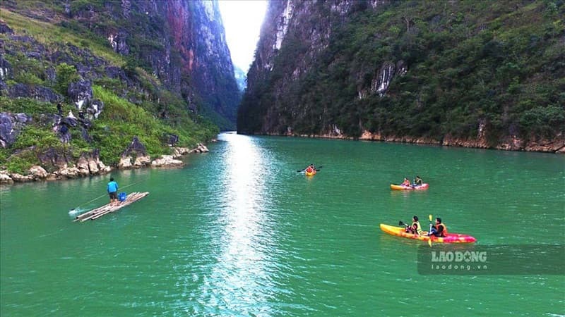 chèo kayak
