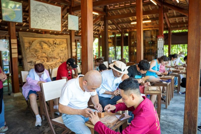 tàu sjourney