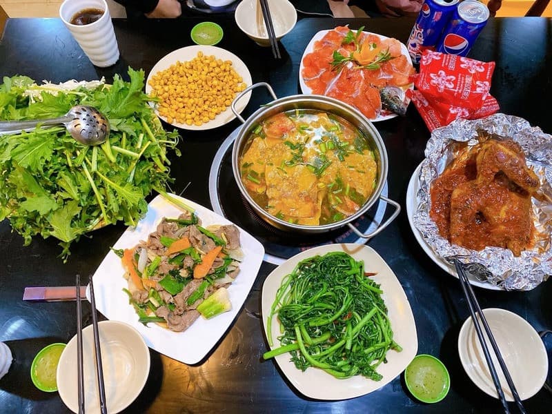 lẩu cá tầm sa pa tháng 11