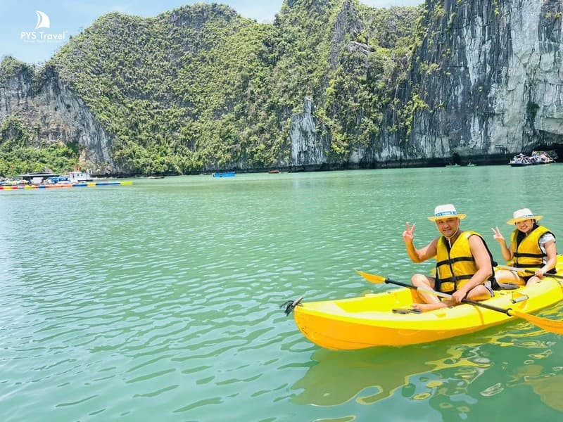 chèo thuyền kayak