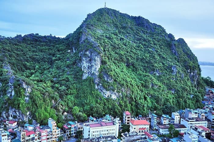 núi bài thơ