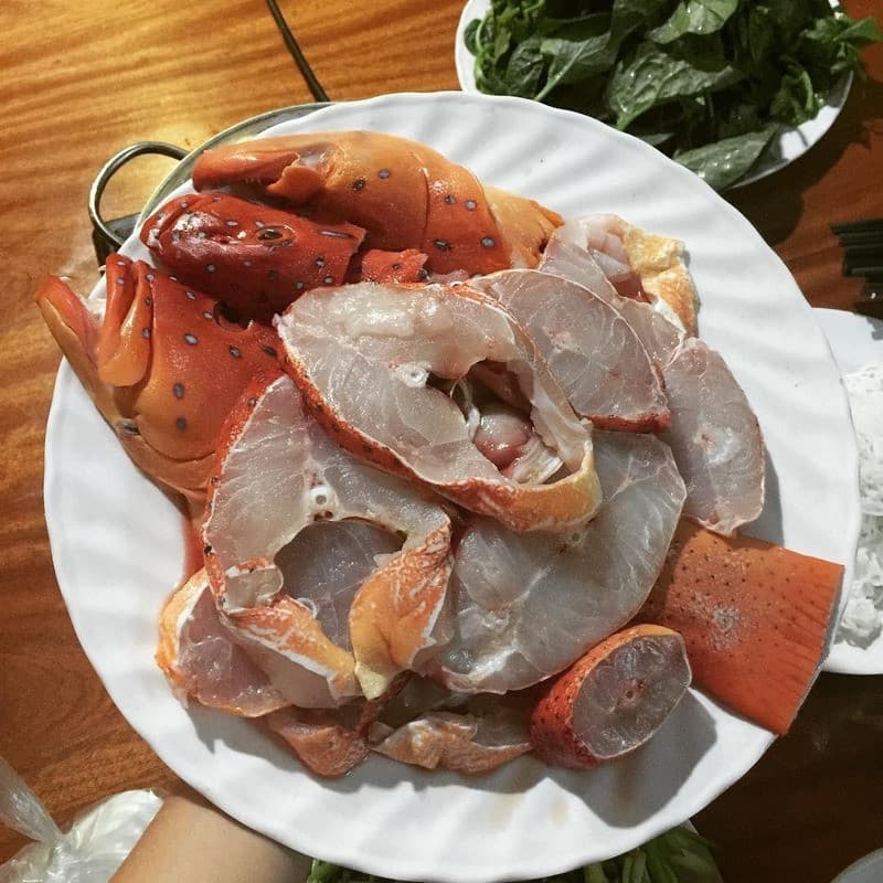 du lịch côn đảo tháng 10 ăn cá mú đỏ