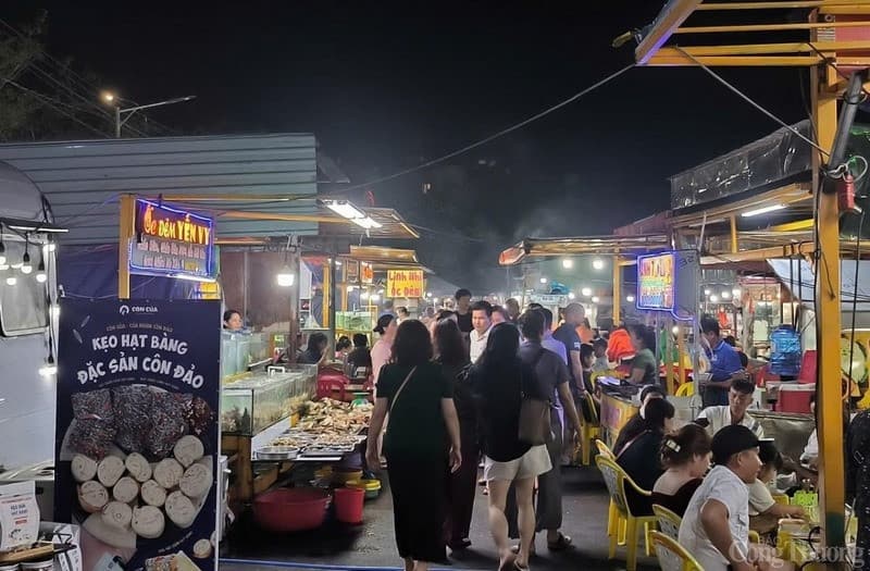 chợ đêm côn đảo tháng 11