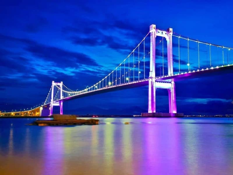 Đốn tim trước vẻ đẹp lãng mạn của Cầu Thuận Phước