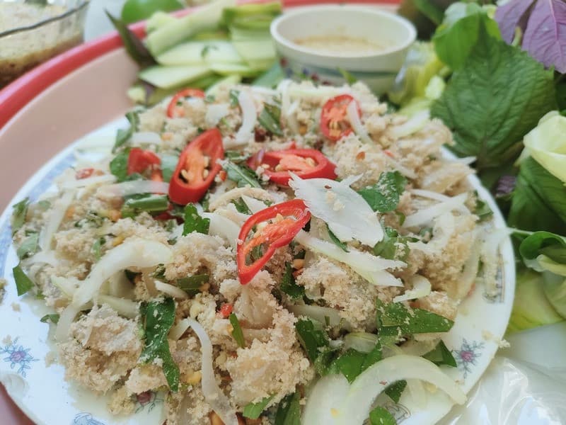 tết dương lịch vũng tàu thưởng thức gỏi cá mai