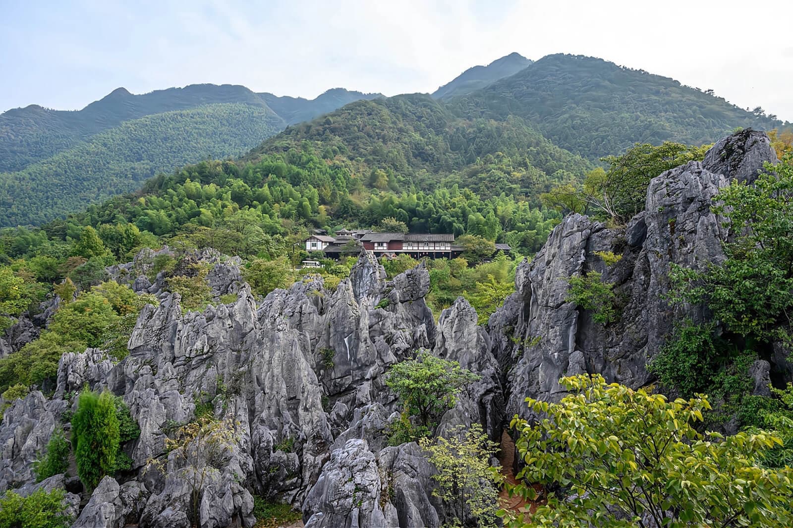 du lịch thạch lâm