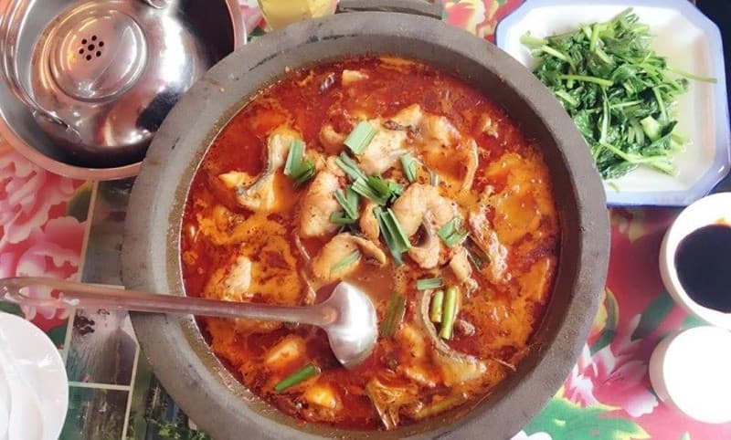 lẩu cay phượng hoàng cổ trấn