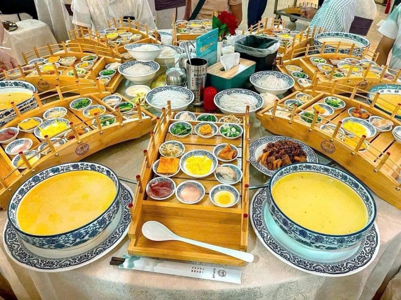 bún qua cầu, Tour Trung Quốc: Hà Khẩu - Côn Minh - Núi Tuyết Kiệu Tử 4N4Đ từ Hà Nội