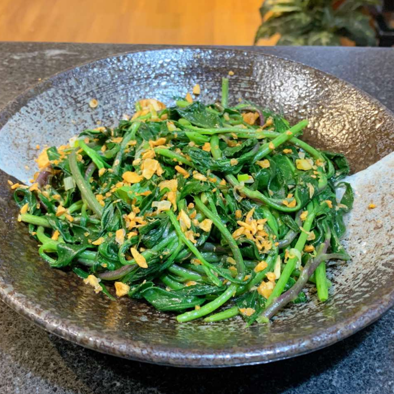 rau rừng xào tỏi