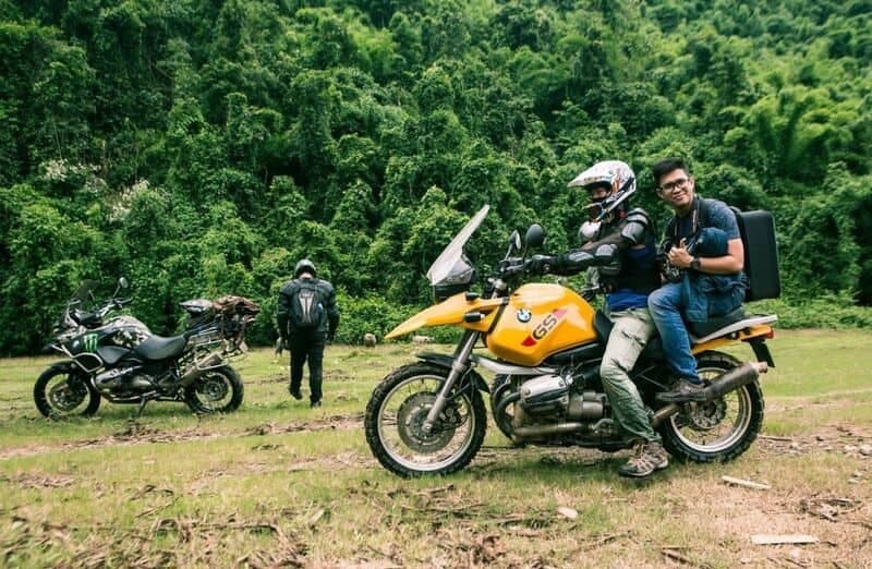 di chuyển bằng xe máy