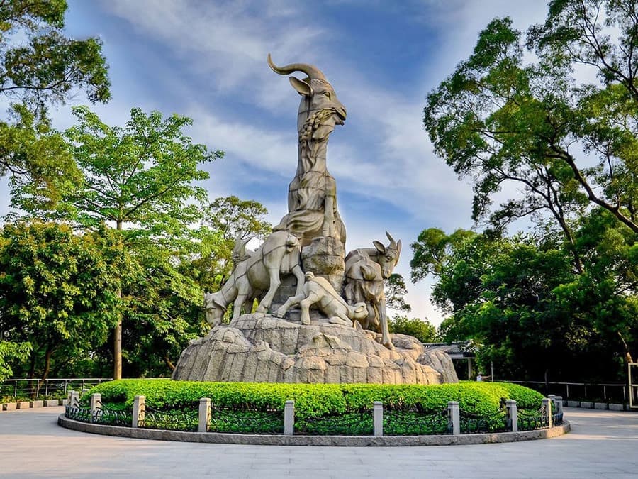 Công viên Việt Tú