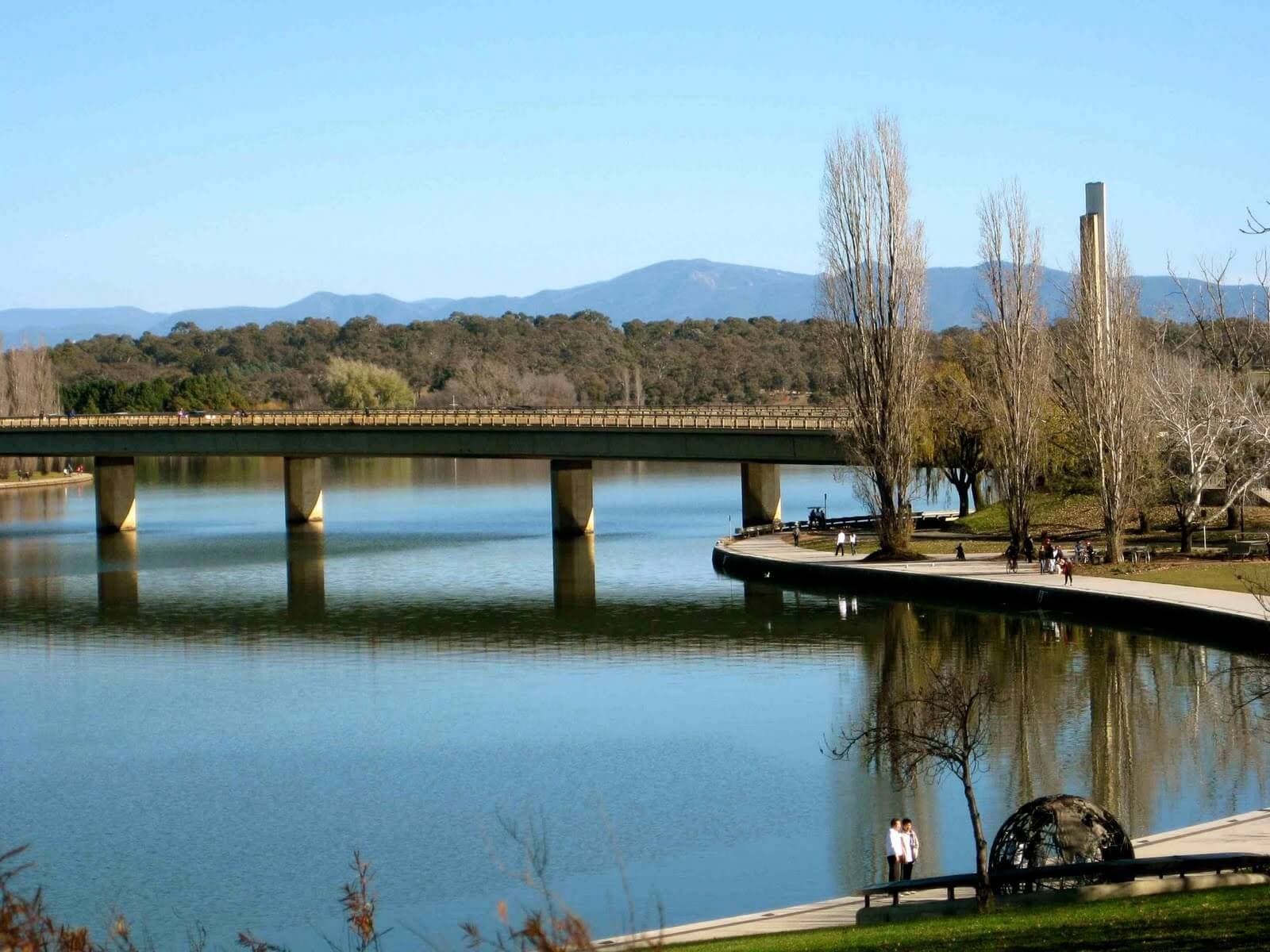 hồ Burley Griffin