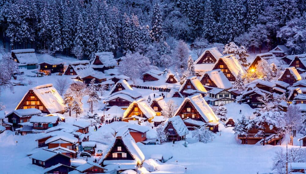 Làng cổ Shirakawago tháng 12