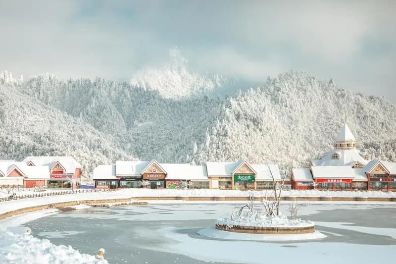 núi tuyết tây lăng