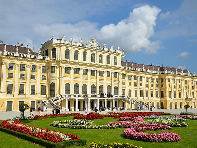 Cung điện Schönbrunn (Schönbrunn Palace