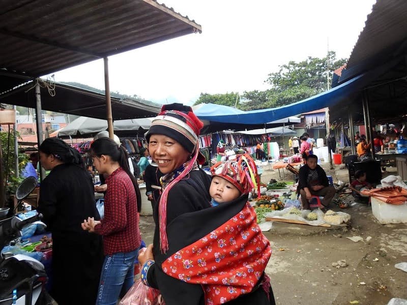 chợ phiên yên minh