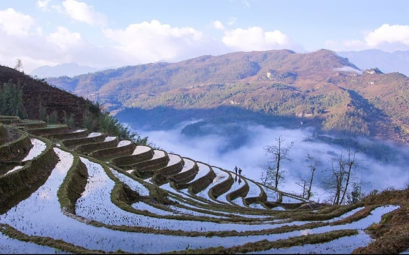 Ánh nước lấp lánh khi mùa nước đổ