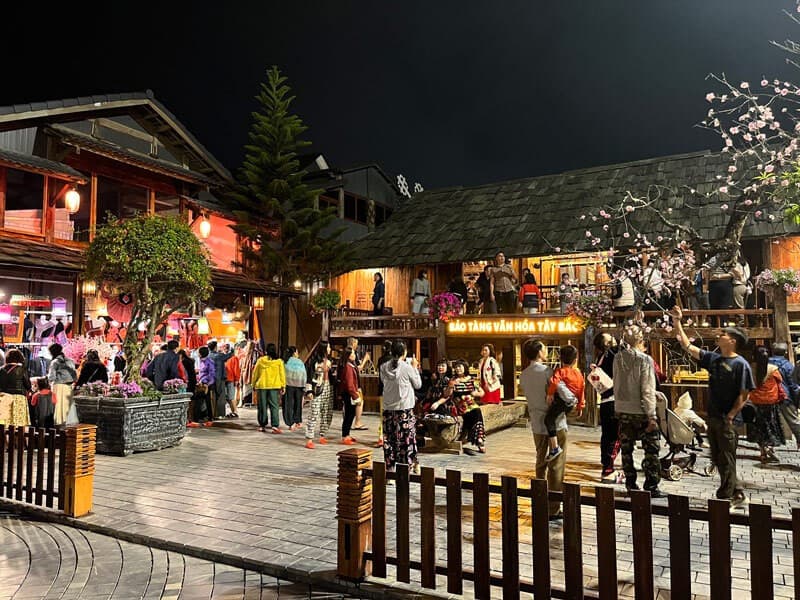 Phố đi bộ Mộc Châu