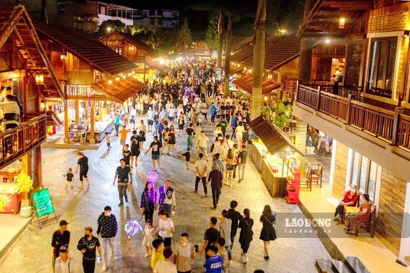 Phố đi bộ Mộc Châu
