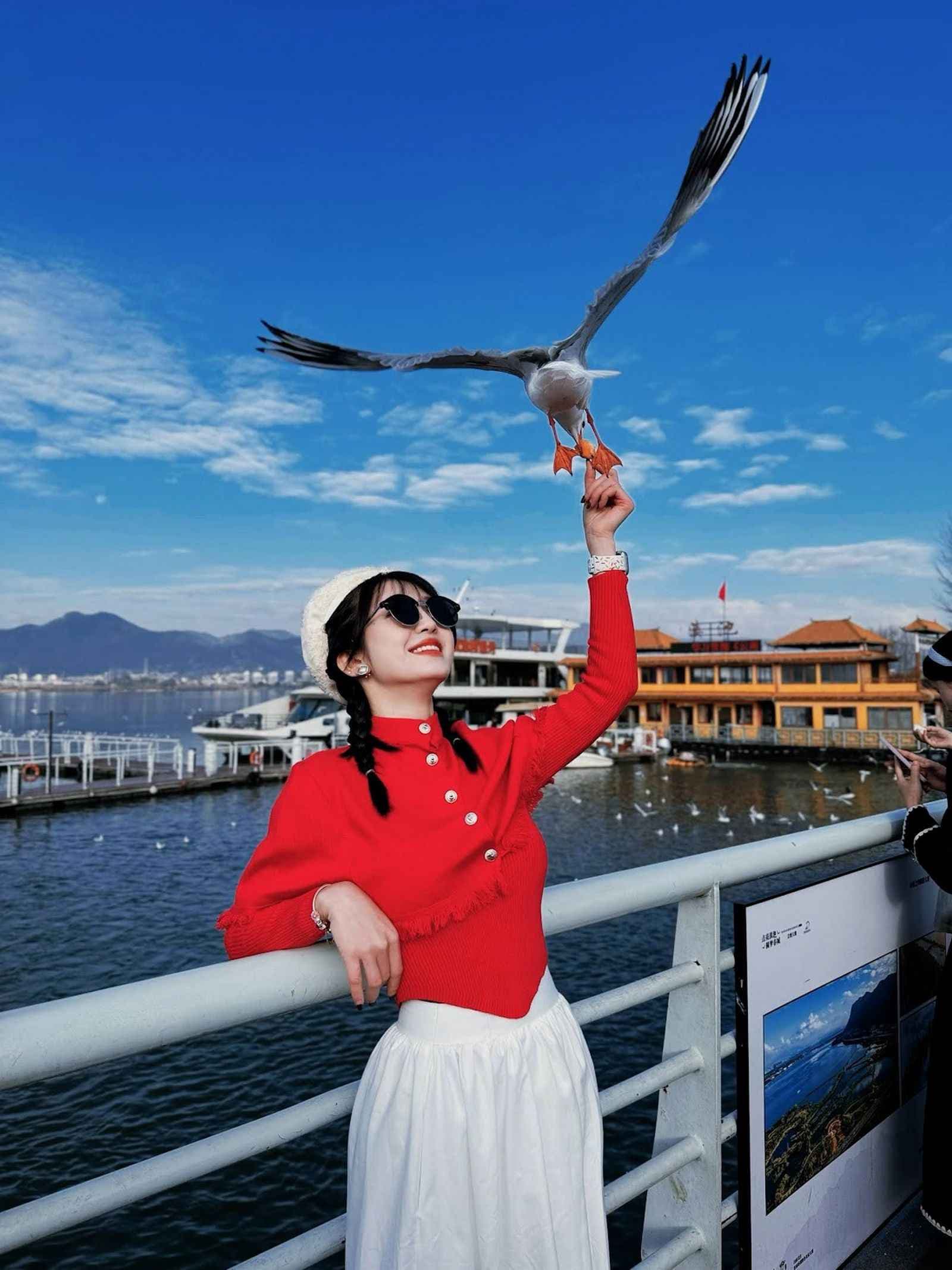 Hồ Điền Trì, Tour Côn Minh - Kiệu Tử Sơn