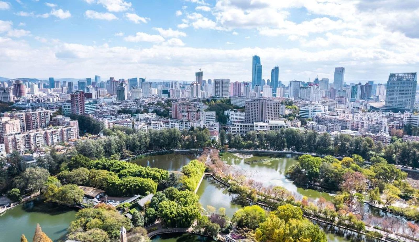 Côn Minh, Tour Côn Minh - Kiệu Tử Sơn