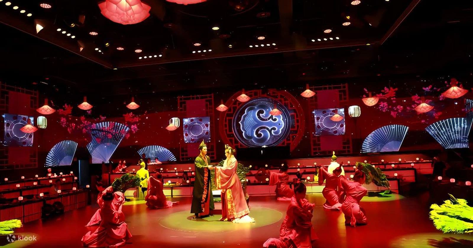 Tiệc Cung Đình Jue Yan, Tour Côn Minh - Kiệu Tử Sơn