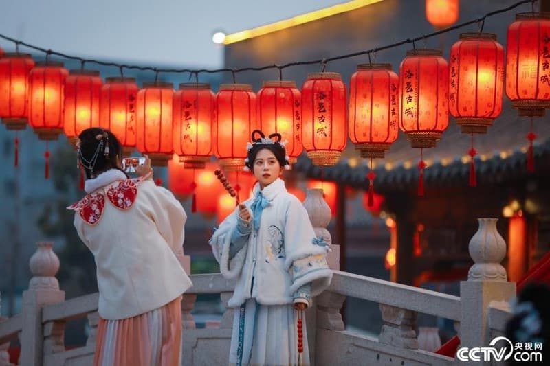 Chụp ảnh phố cổ Tô Châu