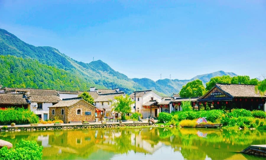 thời điểm đẹp để ghé thăm Long Môn cổ trấn