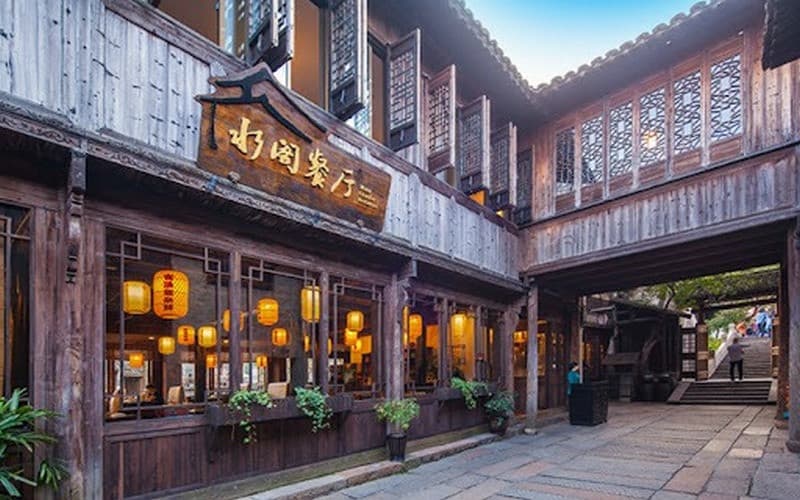 nhà hàng thủy các ô trấn