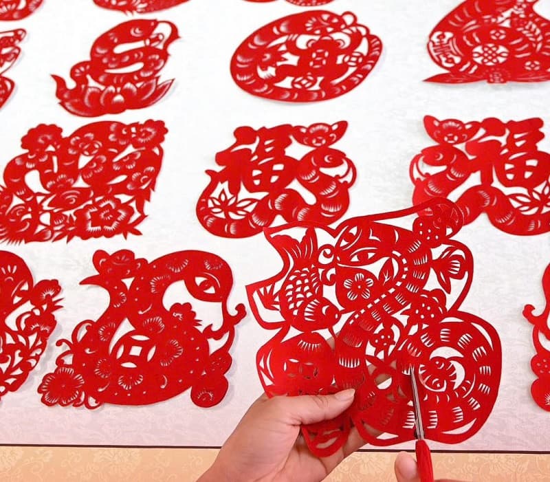 nghệ thuật cắt giấy