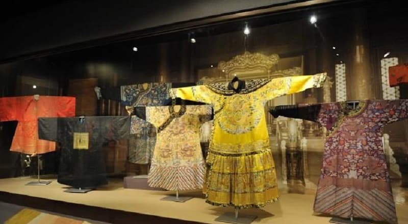 bảo tầng tơ lụa