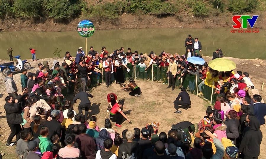 Bản sắc văn hóa người Thái ở Mường Bú Sơn La