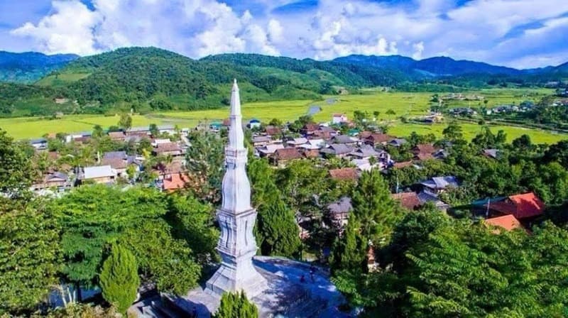 Ghé thăm tháp cổ Mường Và