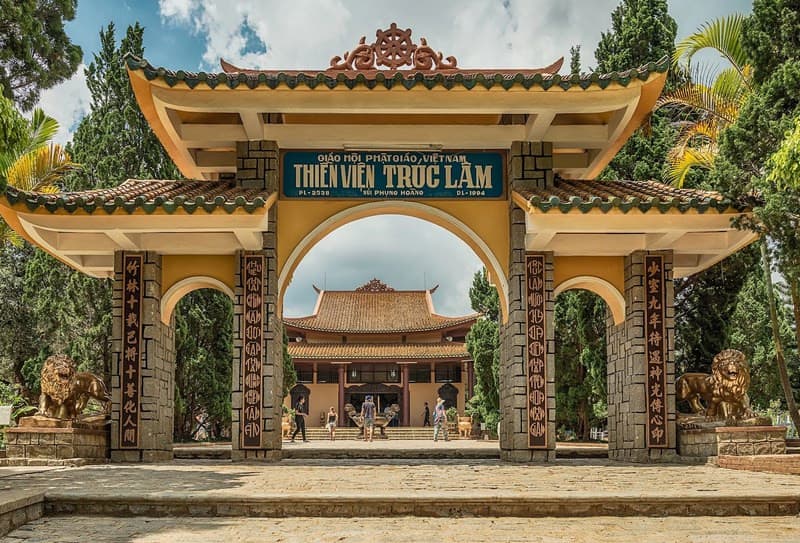 thiền viện trúc lâm