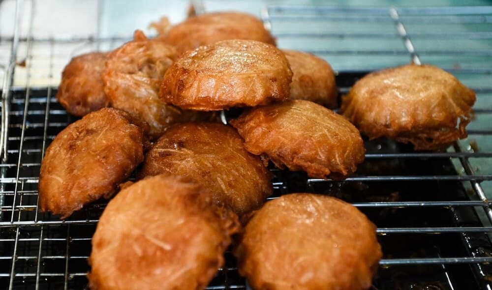 bánh áp chao chợ cốc lếu