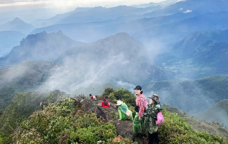 Kỳ Quan San thuộc dãy núi nào