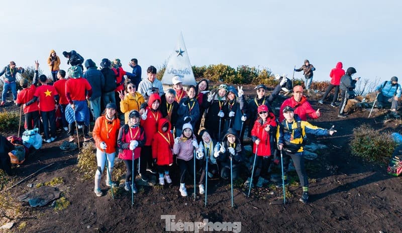 Du lịch Bát Xát đỉnh Lảo Thẩn